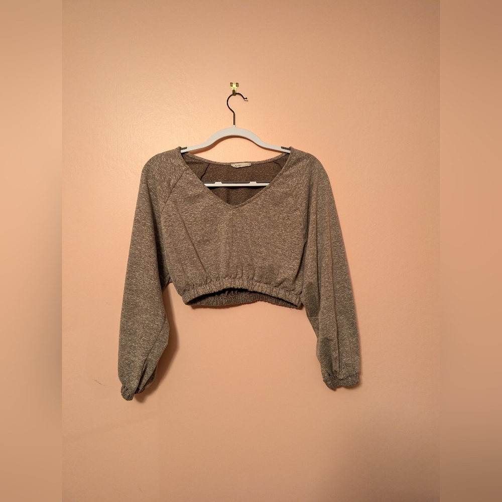 Sozy Cropped V-Neck Sweatshirt